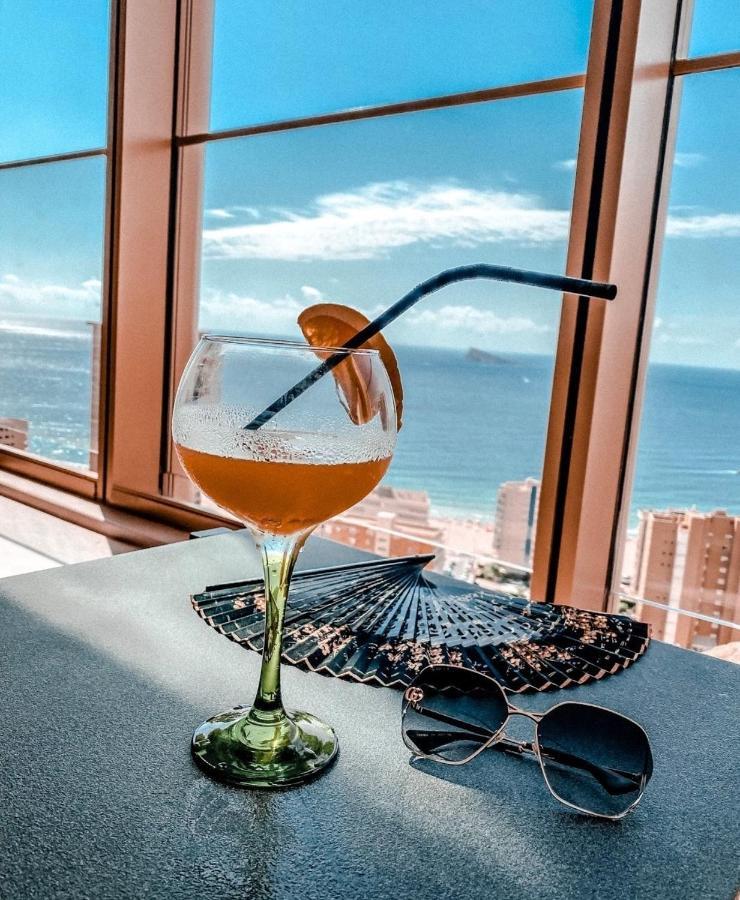 Intempo Luxury Sky View & Spa Resort Benidorm Extérieur photo