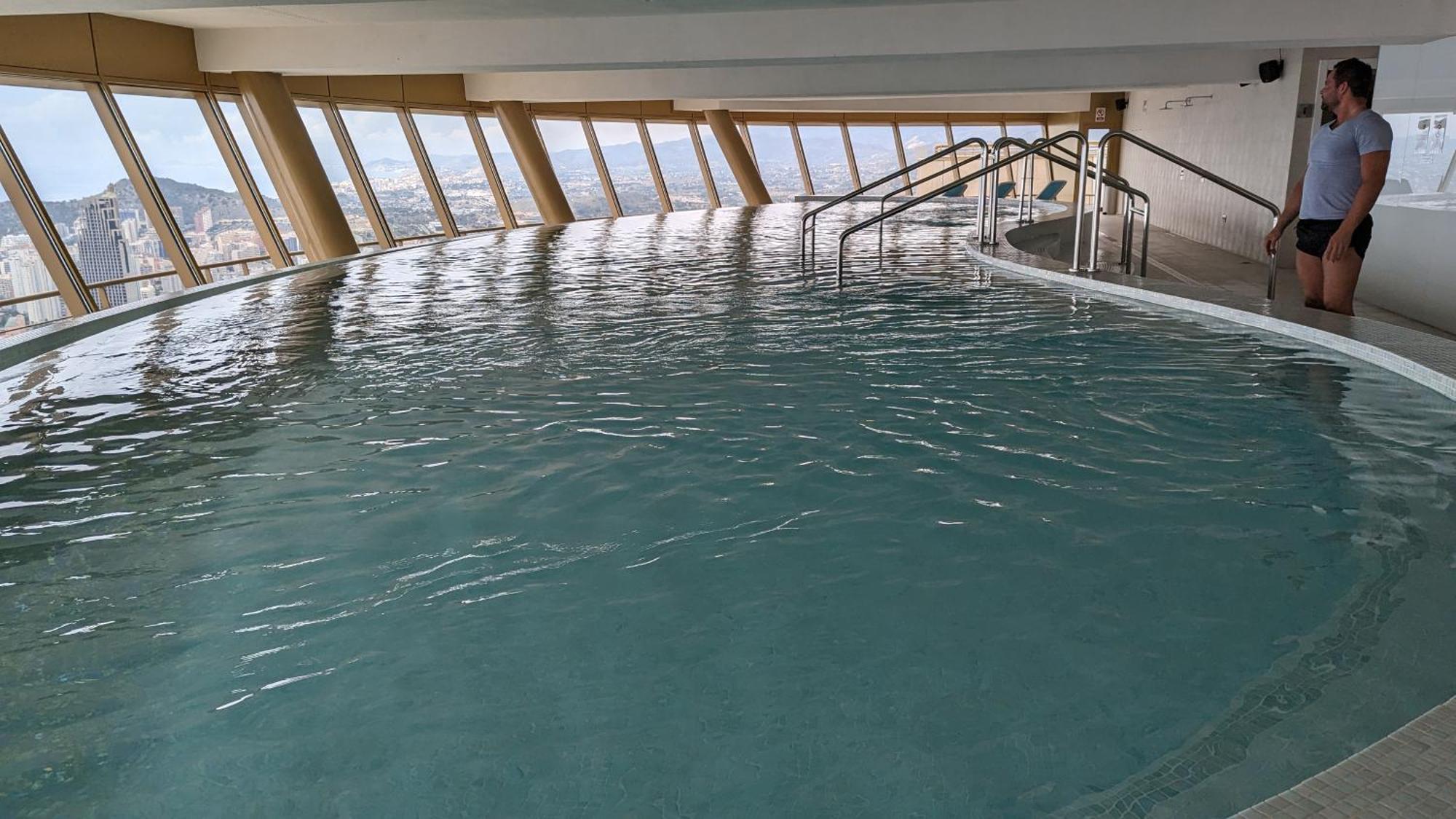 Intempo Luxury Sky View & Spa Resort Benidorm Extérieur photo