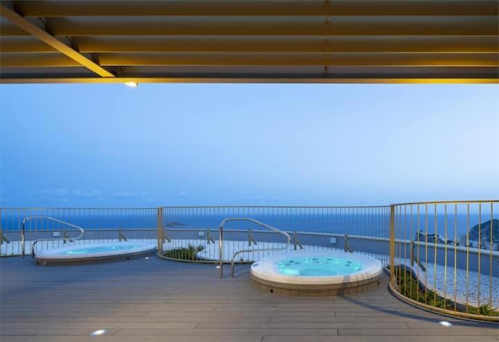 Intempo Luxury Sky View & Spa Resort Benidorm Extérieur photo