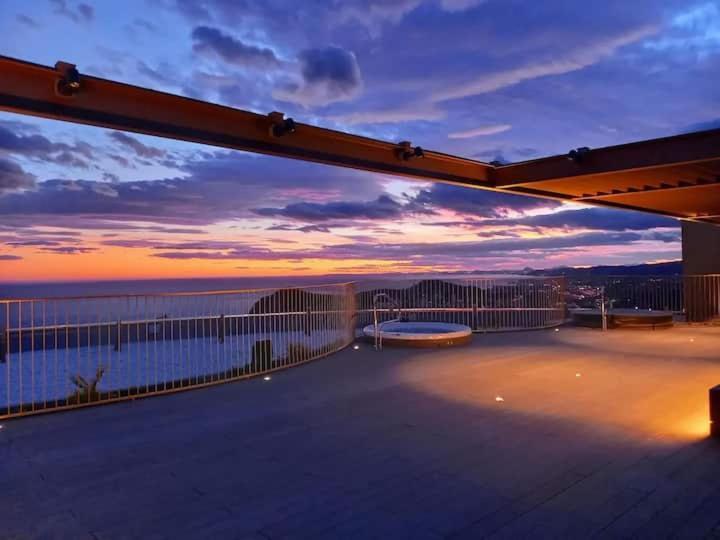 Intempo Luxury Sky View & Spa Resort Benidorm Extérieur photo