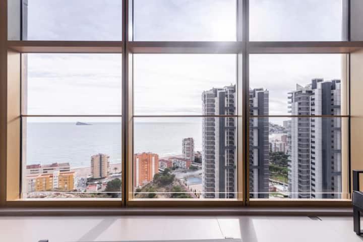 Intempo Luxury Sky View & Spa Resort Benidorm Extérieur photo